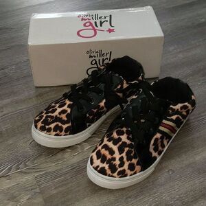 Olivia Miller Girl Leopard print lace up shoes